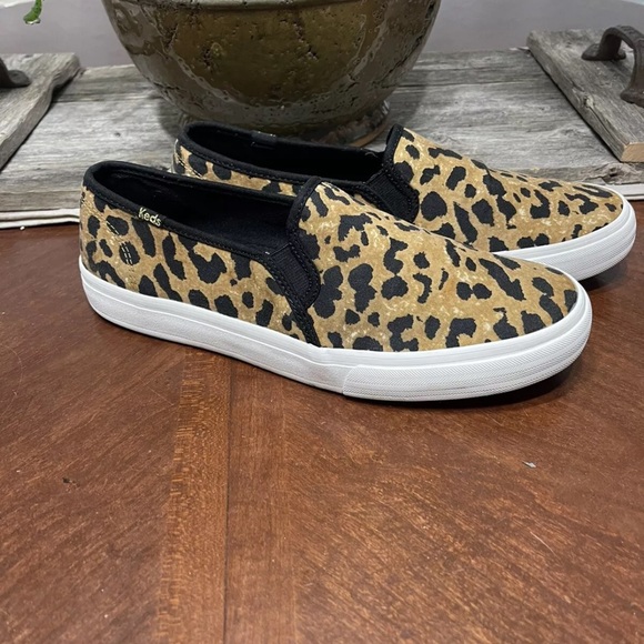 Keds Womens Double Decker Leopard Print Canvas Slip On Sneakers - Picture 6 of 12